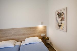 family-room (4)